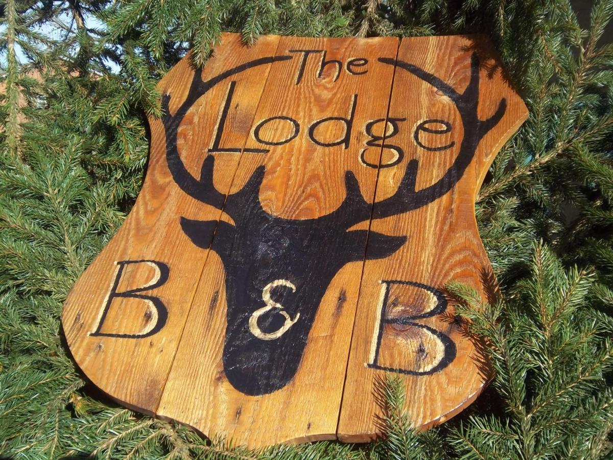 The Lodge B&B @ Cannock Chase מראה חיצוני תמונה